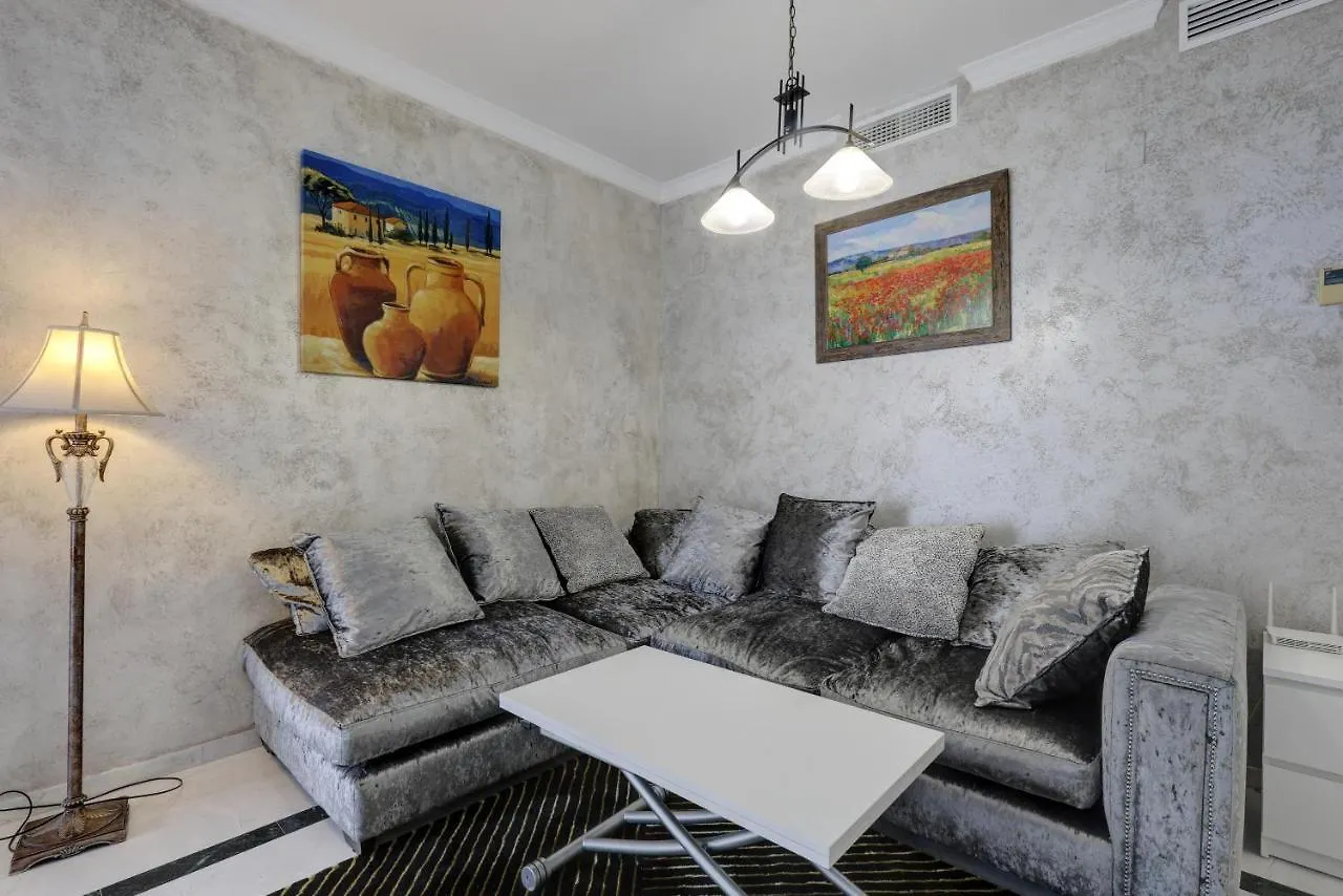 A Beautiful Apartment In Marbella 0*,